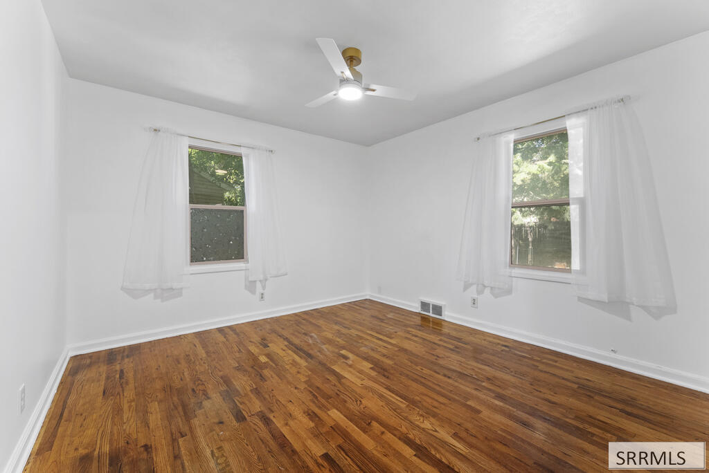 131 Beacon Drive Property Photo 23