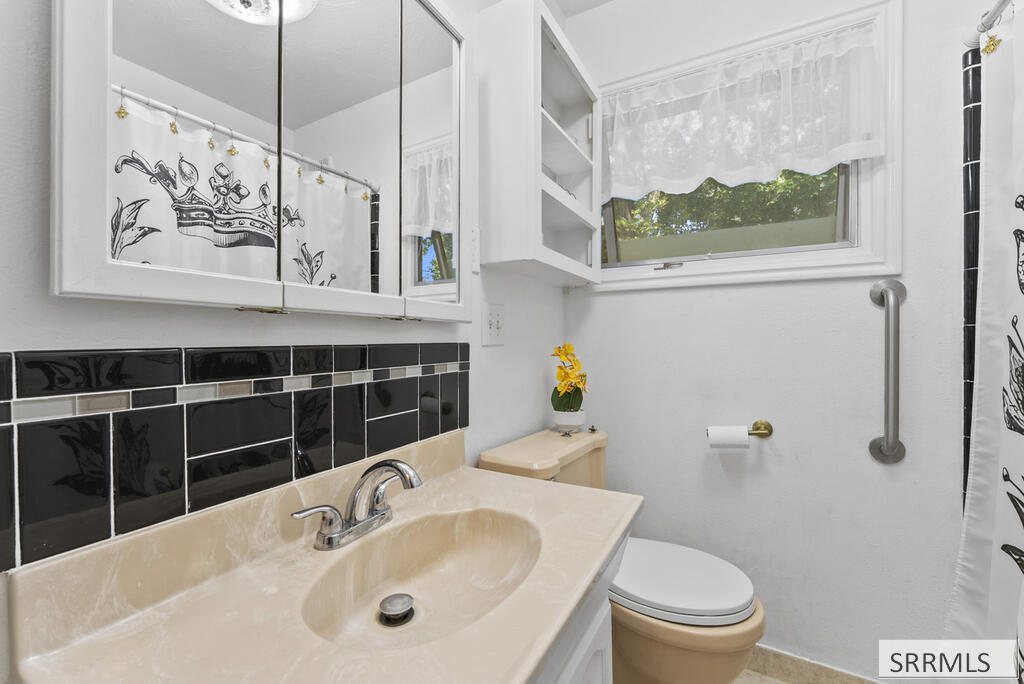 131 Beacon Drive Property Photo 25