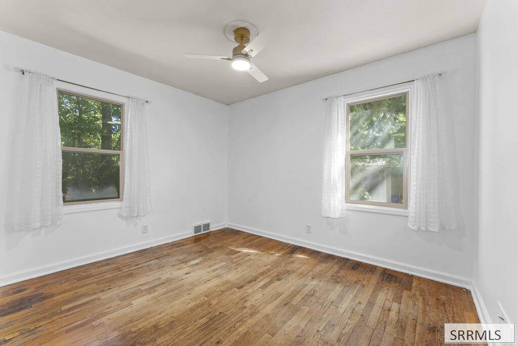 131 Beacon Drive Property Photo 27