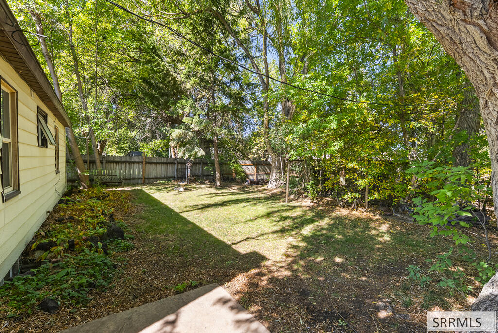 131 Beacon Drive Property Photo 40