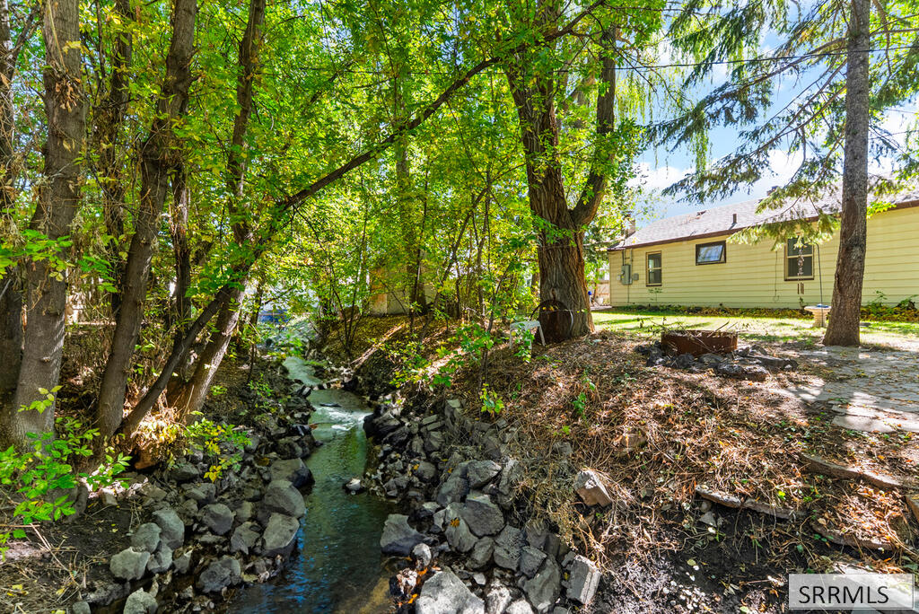 131 Beacon Drive Property Photo 41