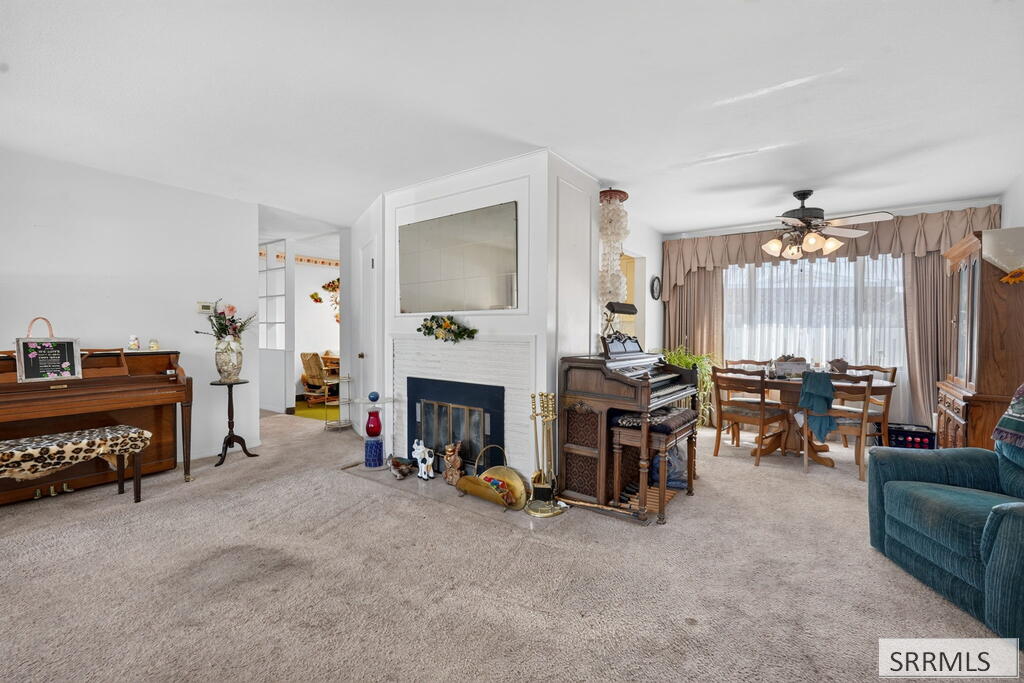 1260 10th Street Property Photo 4