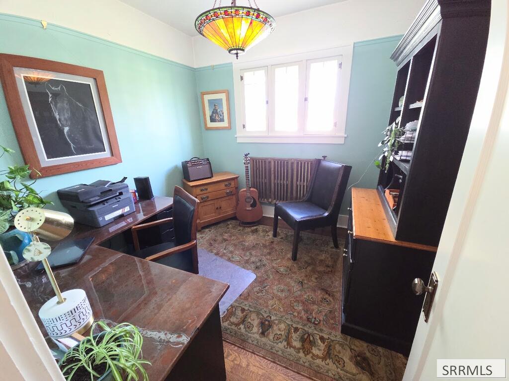 2015 St Clair Avenue Property Photo 15