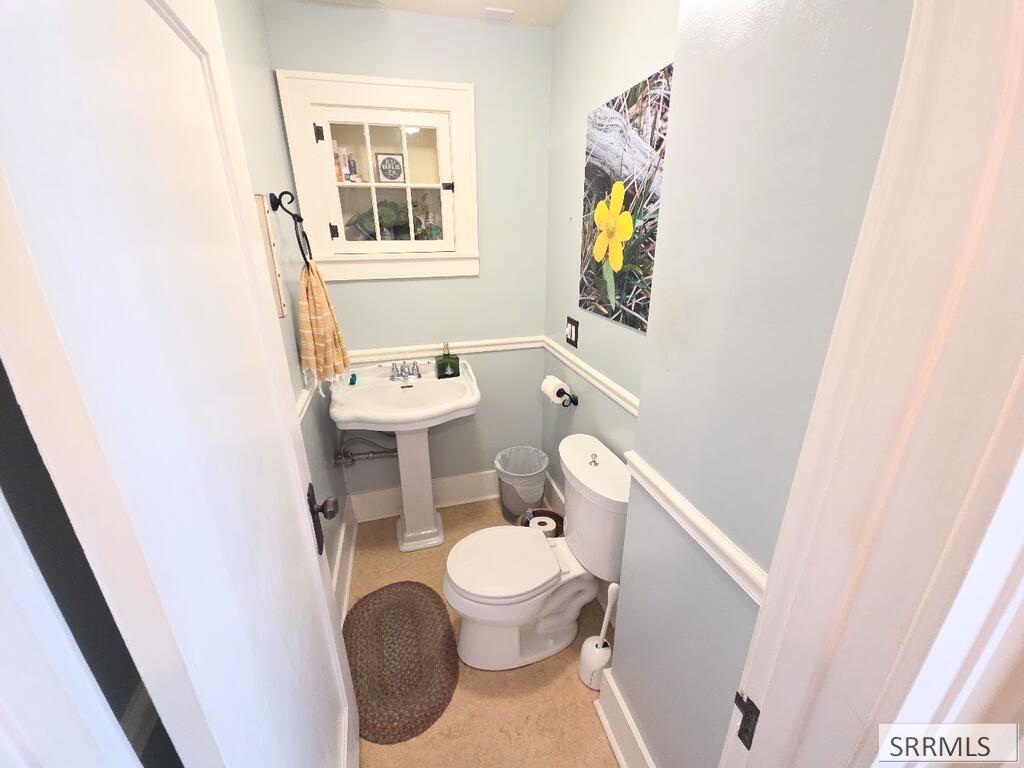2015 St Clair Avenue Property Photo 34