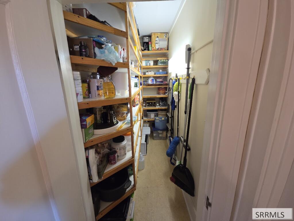 2015 St Clair Avenue Property Photo 35