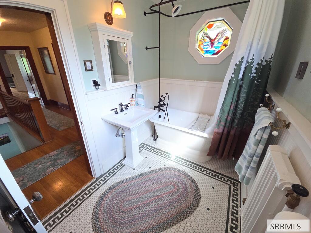 2015 St Clair Avenue Property Photo 47