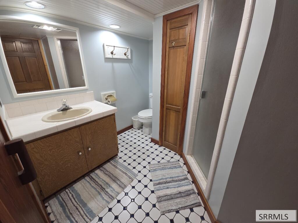 2015 St Clair Avenue Property Photo 67