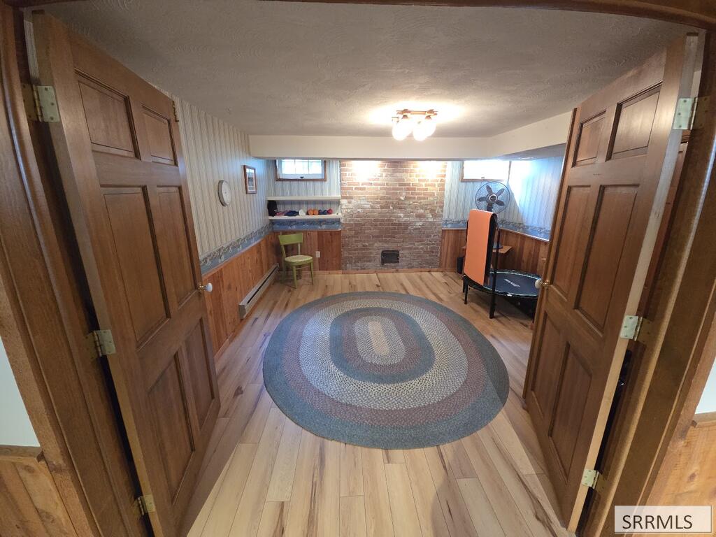 2015 St Clair Avenue Property Photo 69