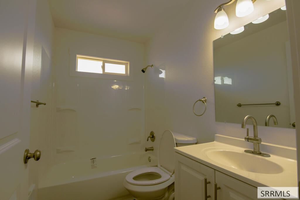 576 W Hwy 39 Property Photo 8