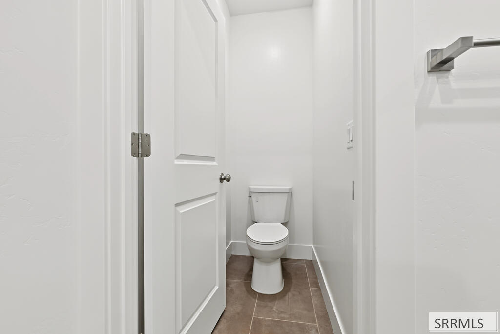 6879 Millbrook Drive Property Photo 10