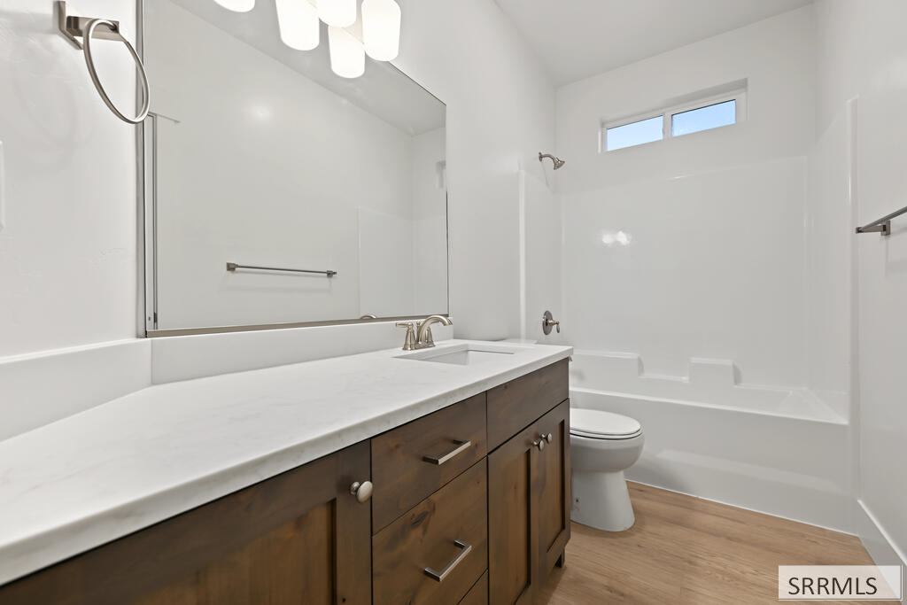 6879 Millbrook Drive Property Photo 13