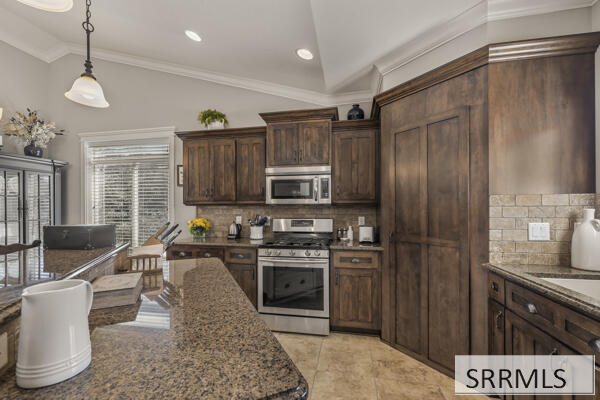 1798 Sunny Pine Way Property Photo 10
