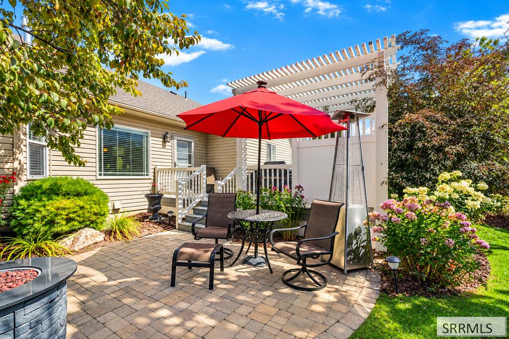 1798 Sunny Pine Way Property Photo 47