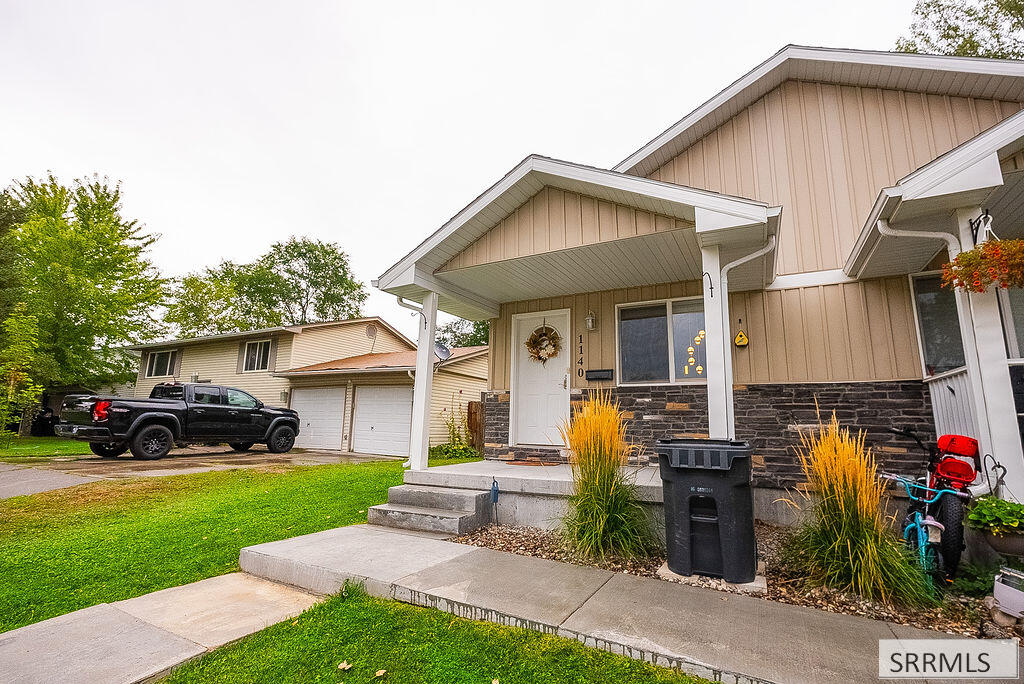 1140 Bingham Avenue Property Photo 4
