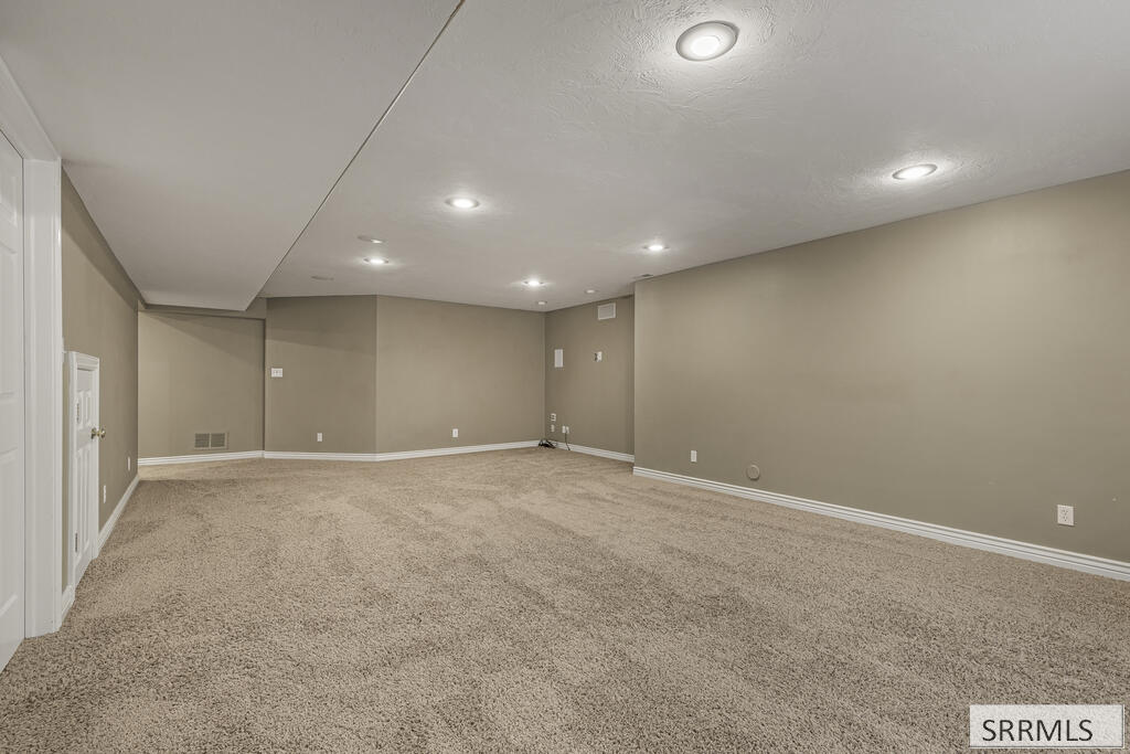 3570 Sycamore Circle Property Photo 31