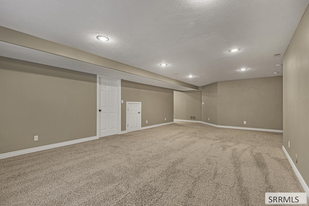 3570 Sycamore Circle Property Photo 32