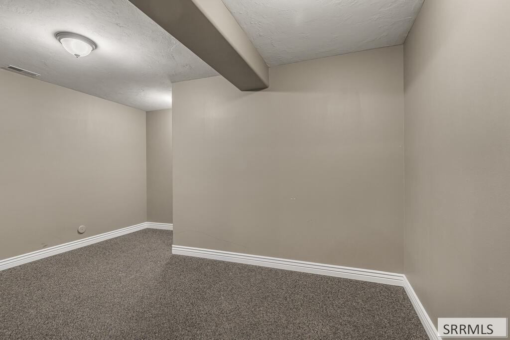 3570 Sycamore Circle Property Photo 41
