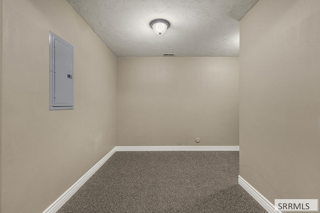 3570 Sycamore Circle Property Photo 42