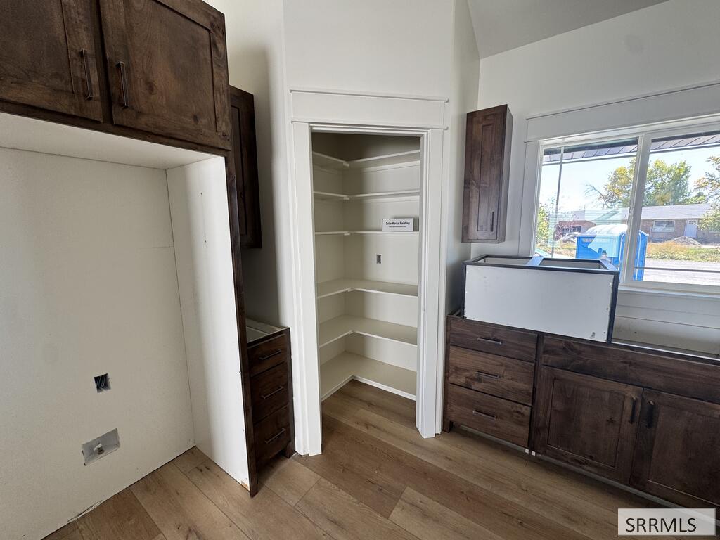 392 Oak Street Property Photo 9