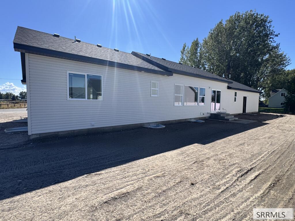 392 Oak Street Property Photo 10