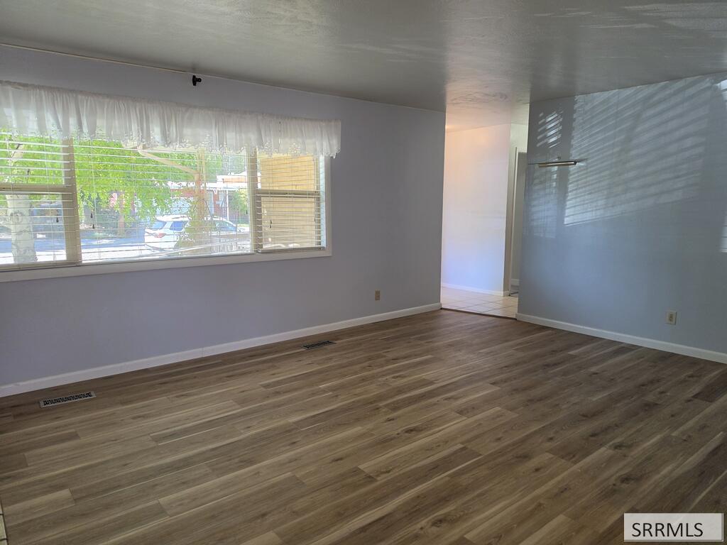286 Pinon Drive Property Photo 4