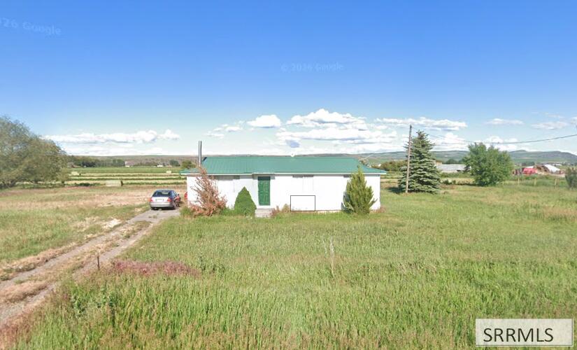 8442 S 400 W Property Photo 1
