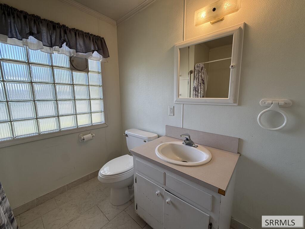 48 N 5th E Property Photo 28