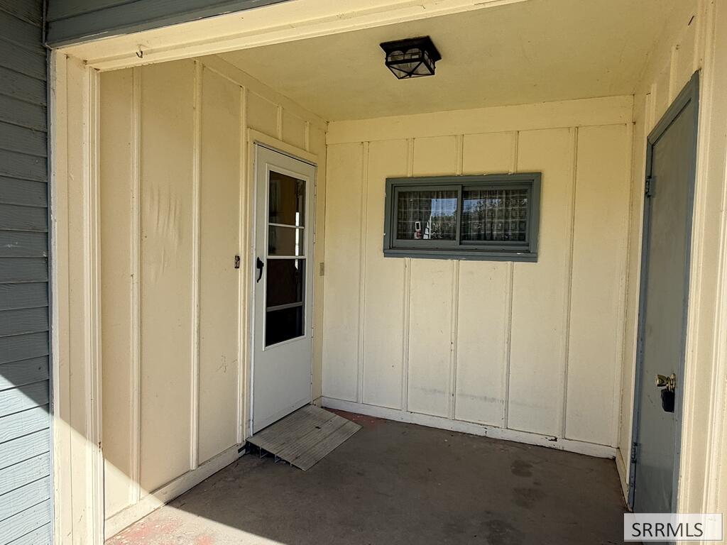 48 N 5th E Property Photo 32