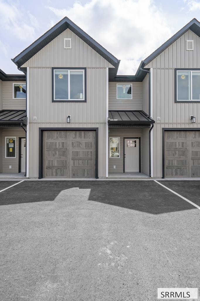 2698 Derrald Loop Property Photo 1