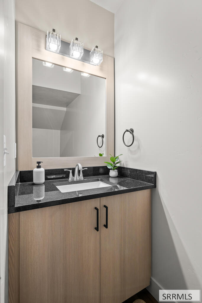 2749 Derrald Loop Property Photo 8