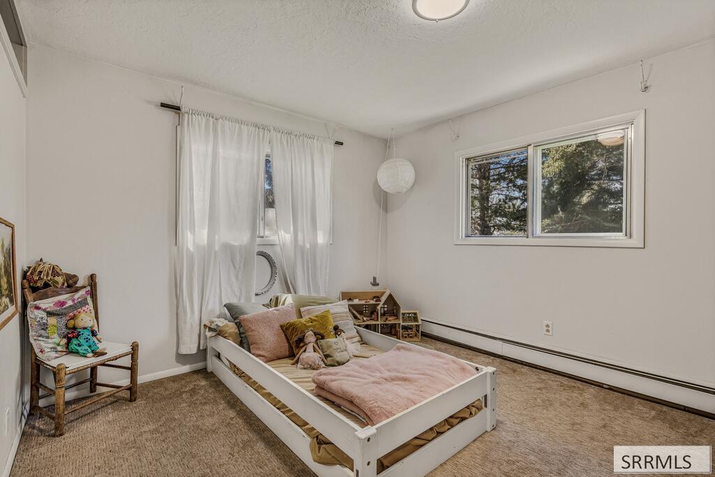 939 S 45th E Property Photo 18