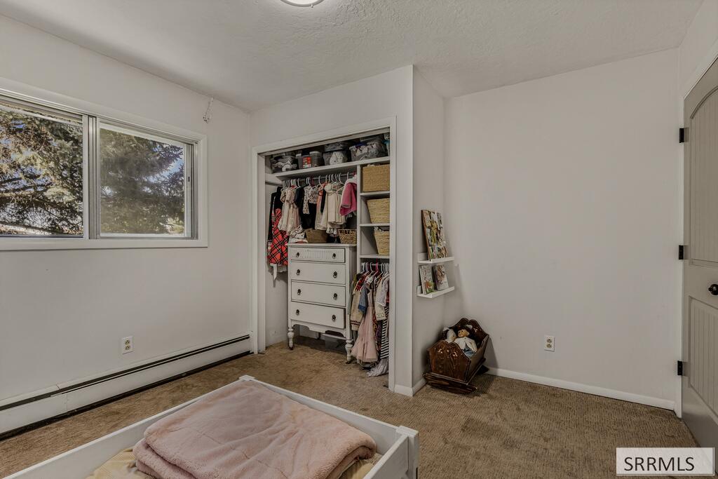 939 S 45th E Property Photo 19