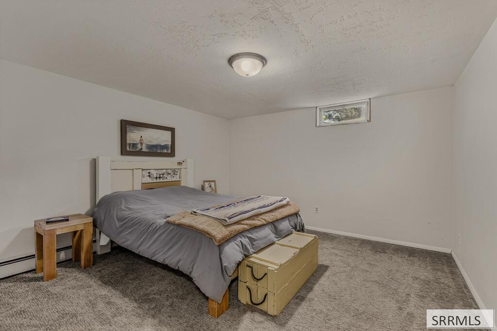939 S 45th E Property Photo 34