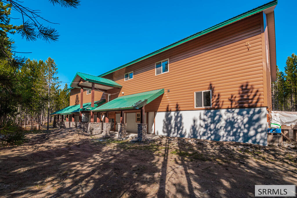 4460 Brody's Cove Property Photo 1