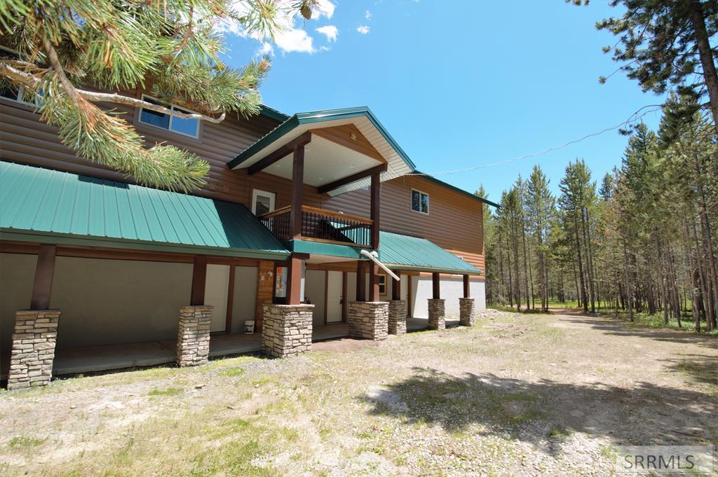 4460 Brody's Cove Property Photo 2