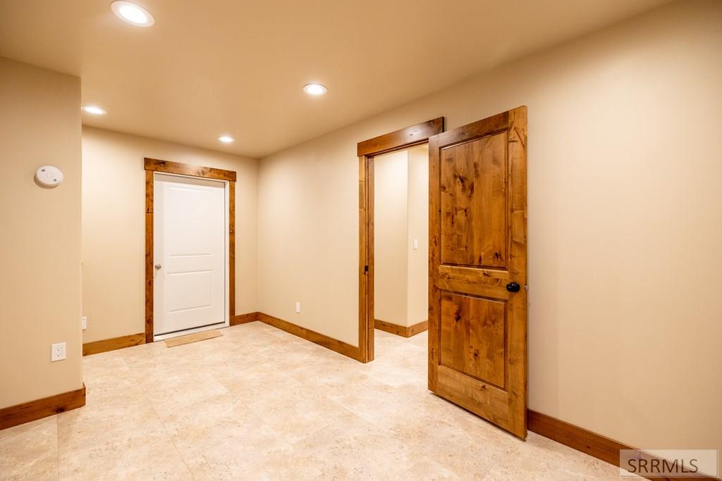 4460 Brody's Cove Property Photo 31