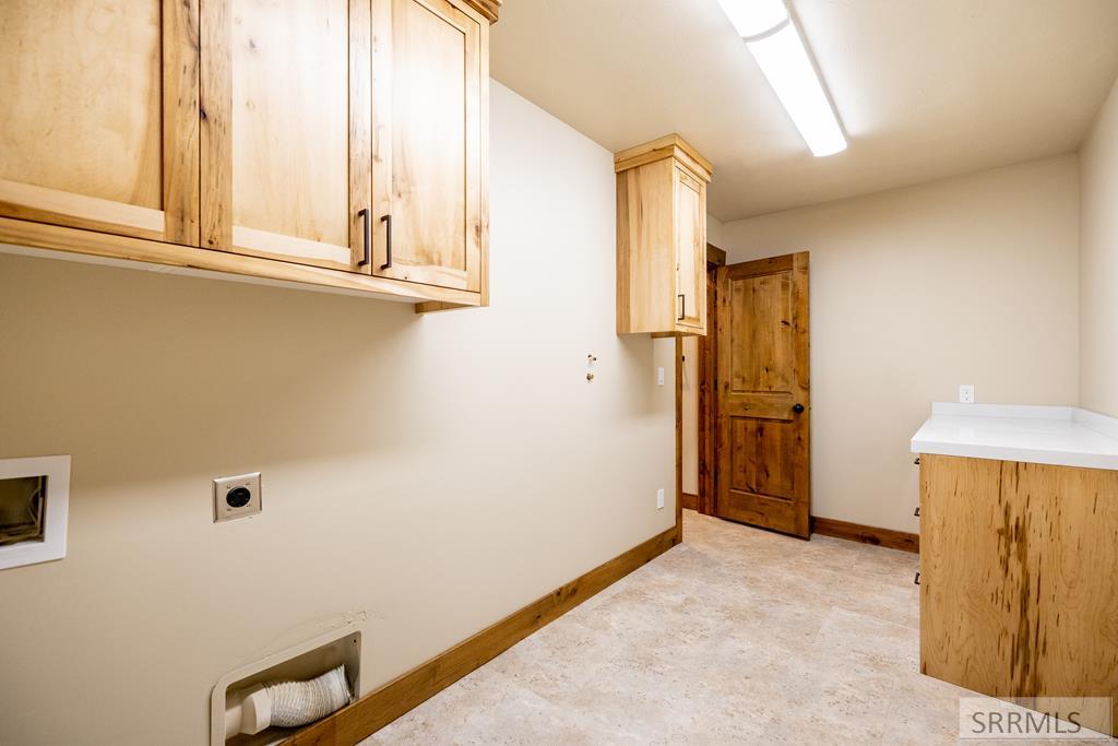 4460 Brody's Cove Property Photo 39