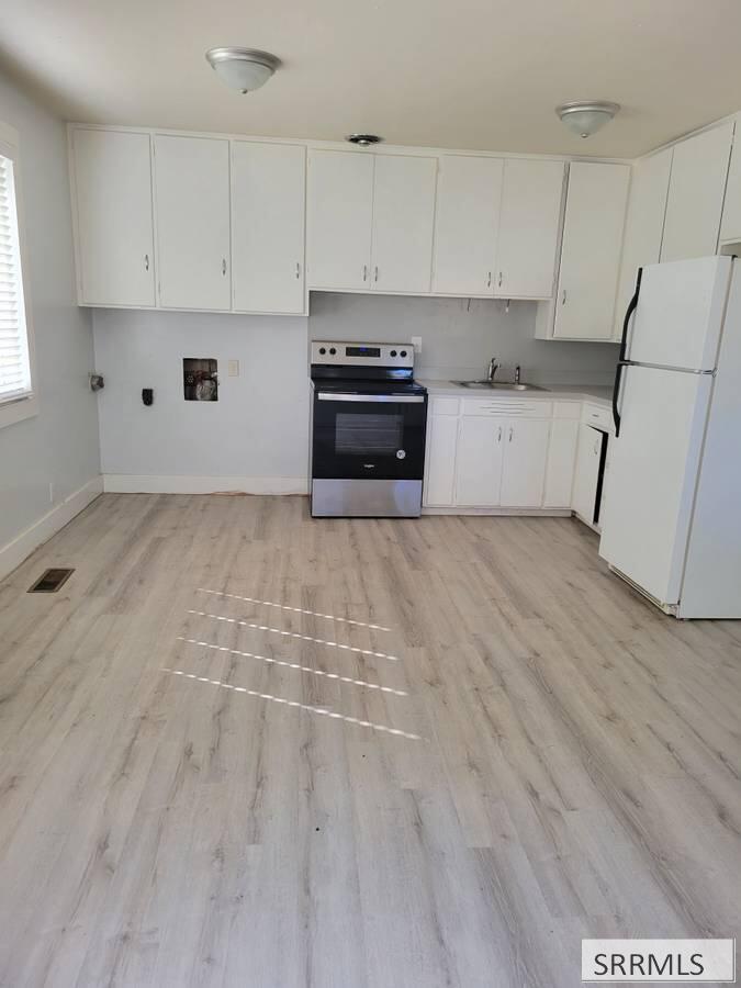 695 S Stout Property Photo 1