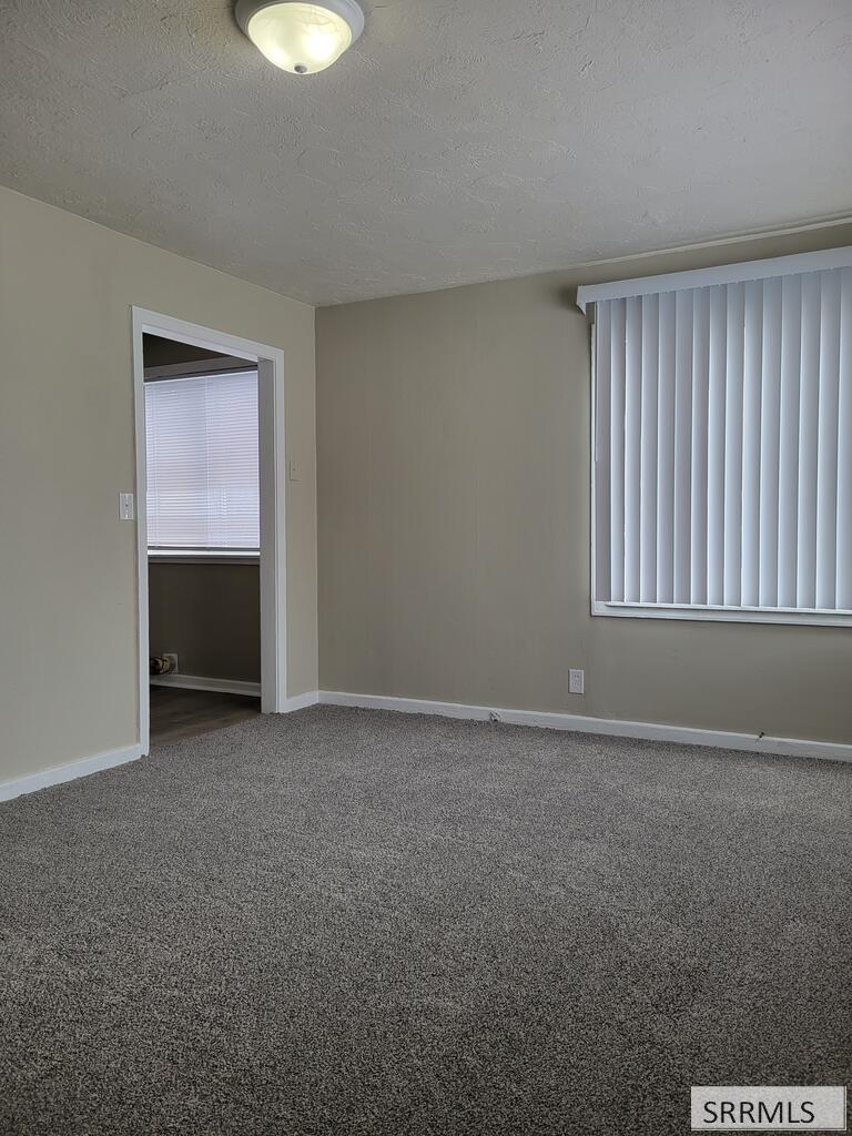 695 S Stout Property Photo 6