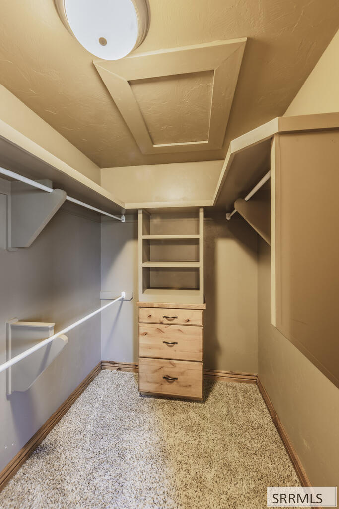 102 N 3918 E Property Photo 45