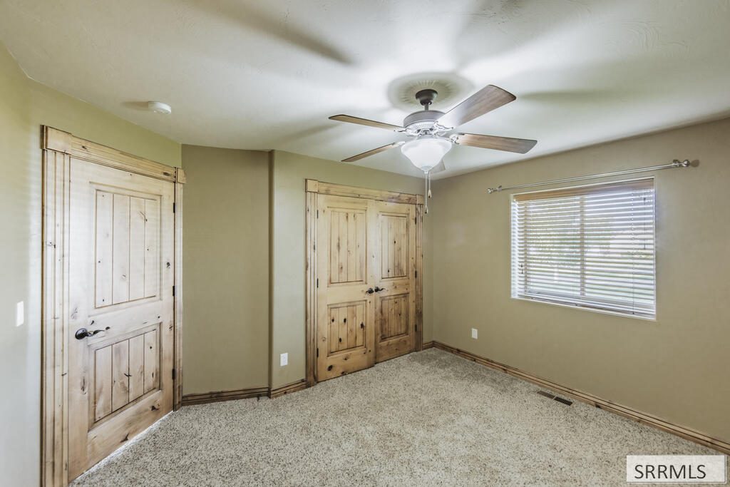 102 N 3918 E Property Photo 48
