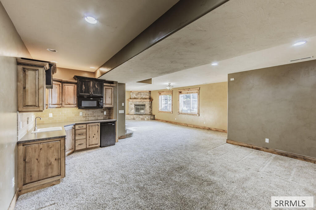 102 N 3918 E Property Photo 61