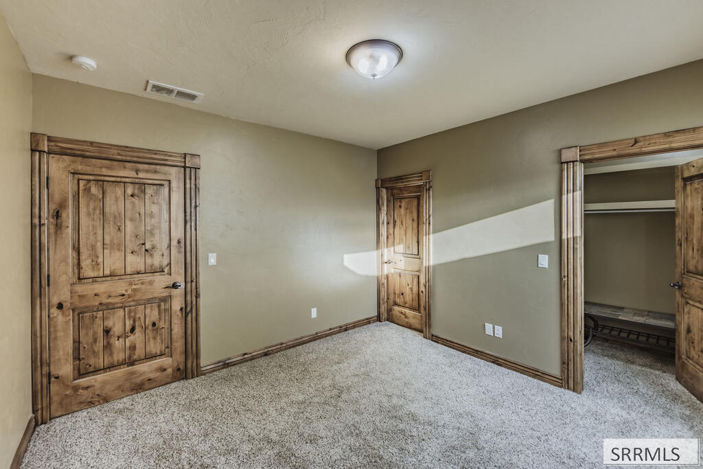 102 N 3918 E Property Photo 69