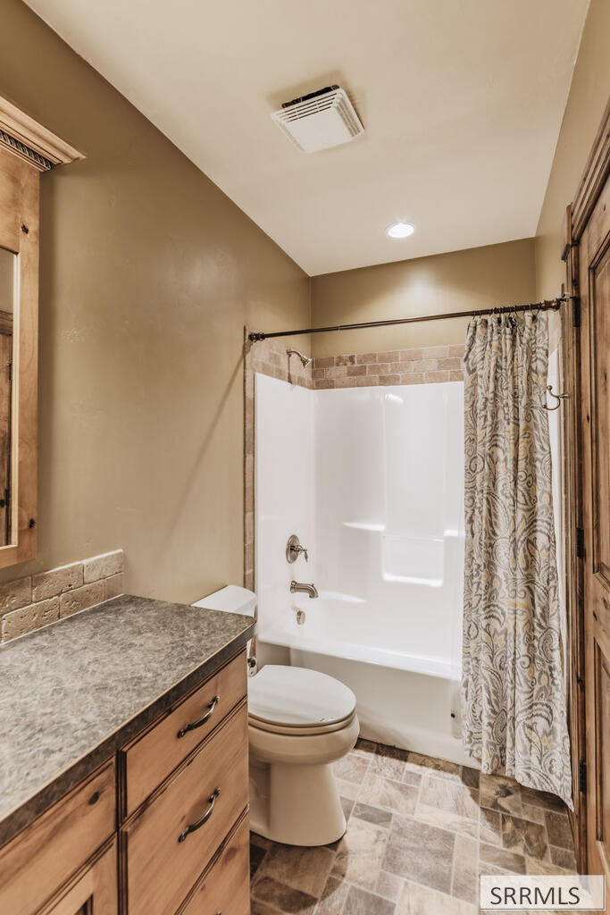 102 N 3918 E Property Photo 70