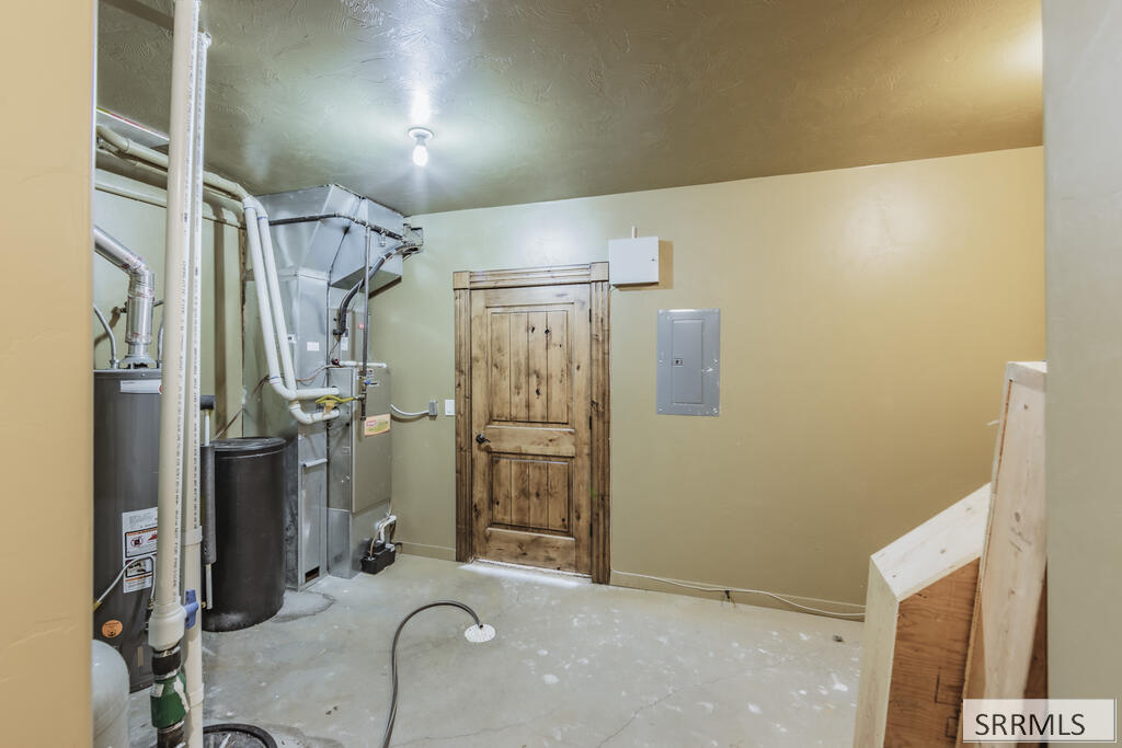 102 N 3918 E Property Photo 77