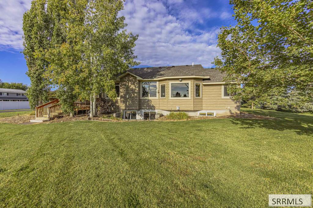 102 N 3918 E Property Photo 85