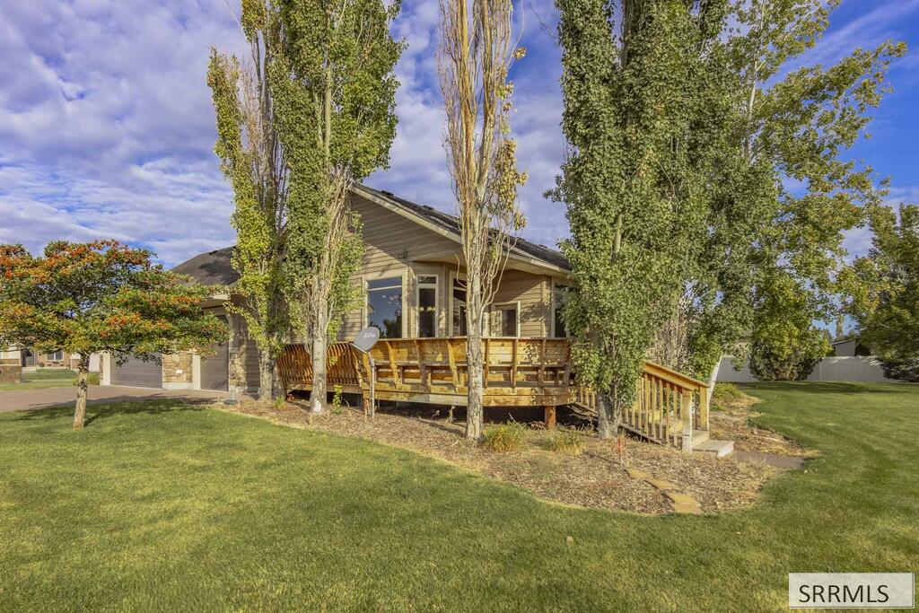 102 N 3918 E Property Photo 86