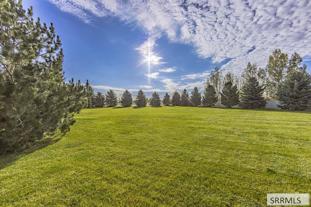 102 N 3918 E Property Photo 93