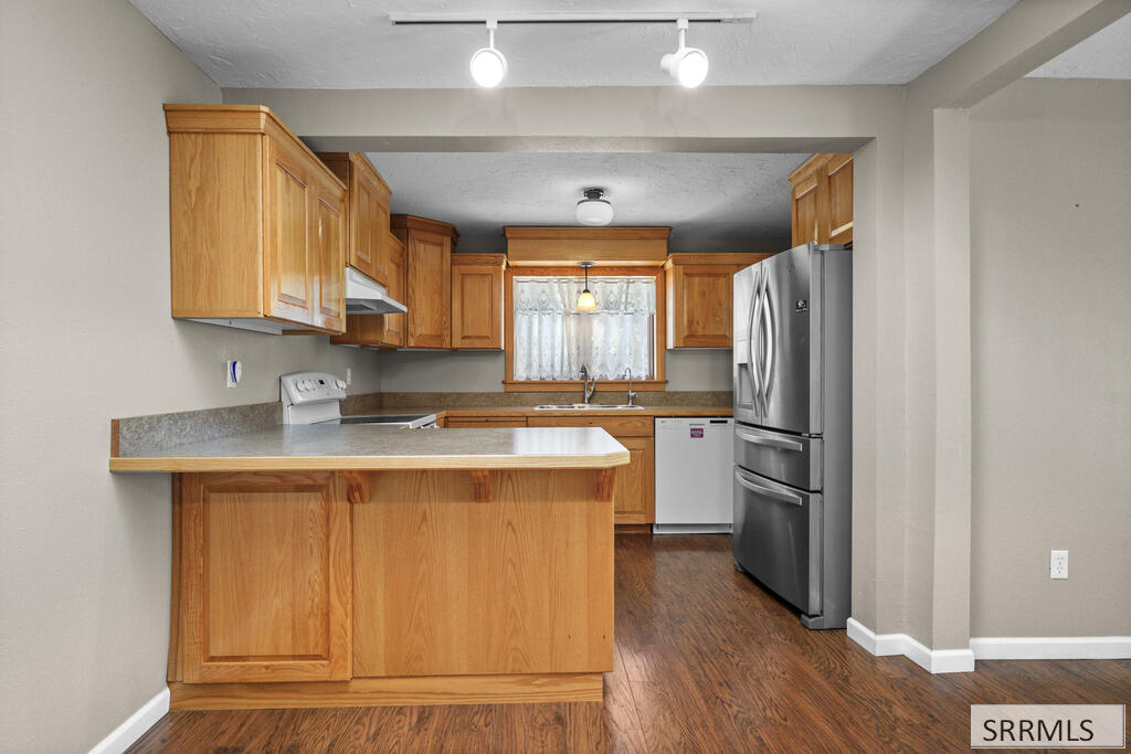 3695 E 700 N Property Photo 23