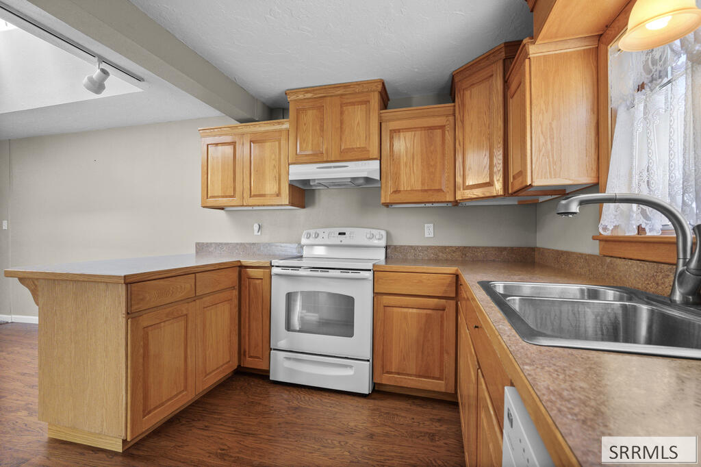 3695 E 700 N Property Photo 25